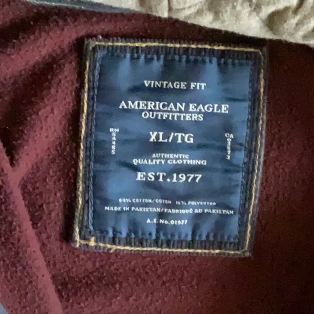 AE vintage fit zip up